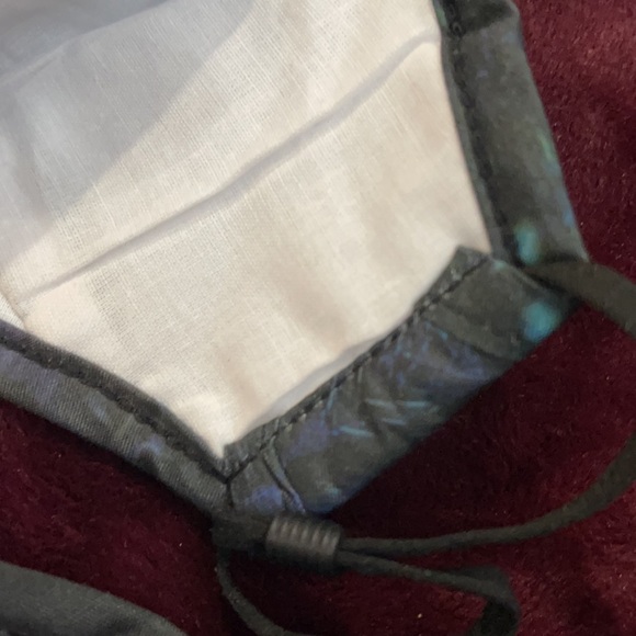 New set/4 Kid’s galactic face masks - Picture 6 of 6